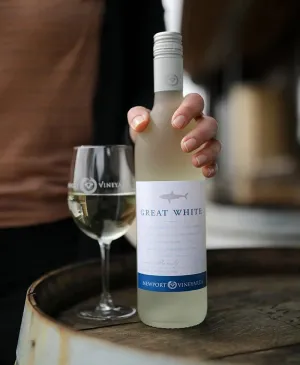 White Wine Newport Vineyard 750ml Great White 408912 Point Wine Spirits